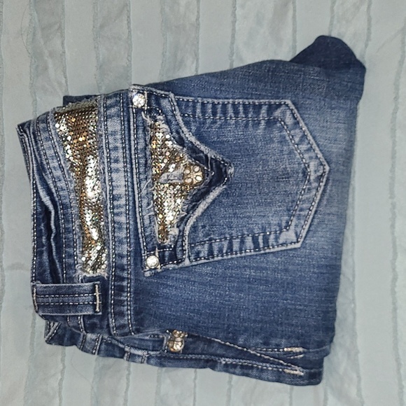 Miss Me Chain Jeans - Picture 2 of 12
